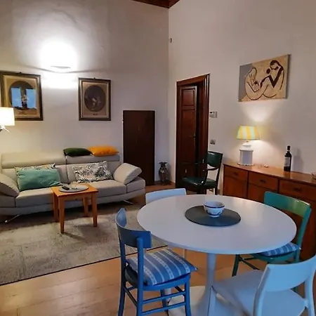 In Palazzo Bucelli Apartment