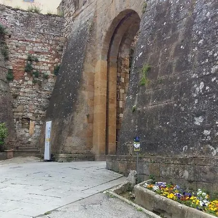 In Palazzo Bucelli